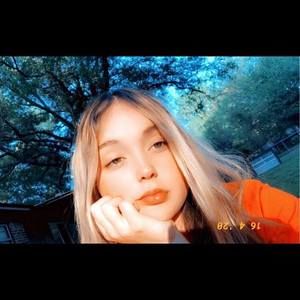 Meet your Posher, Brookelyn